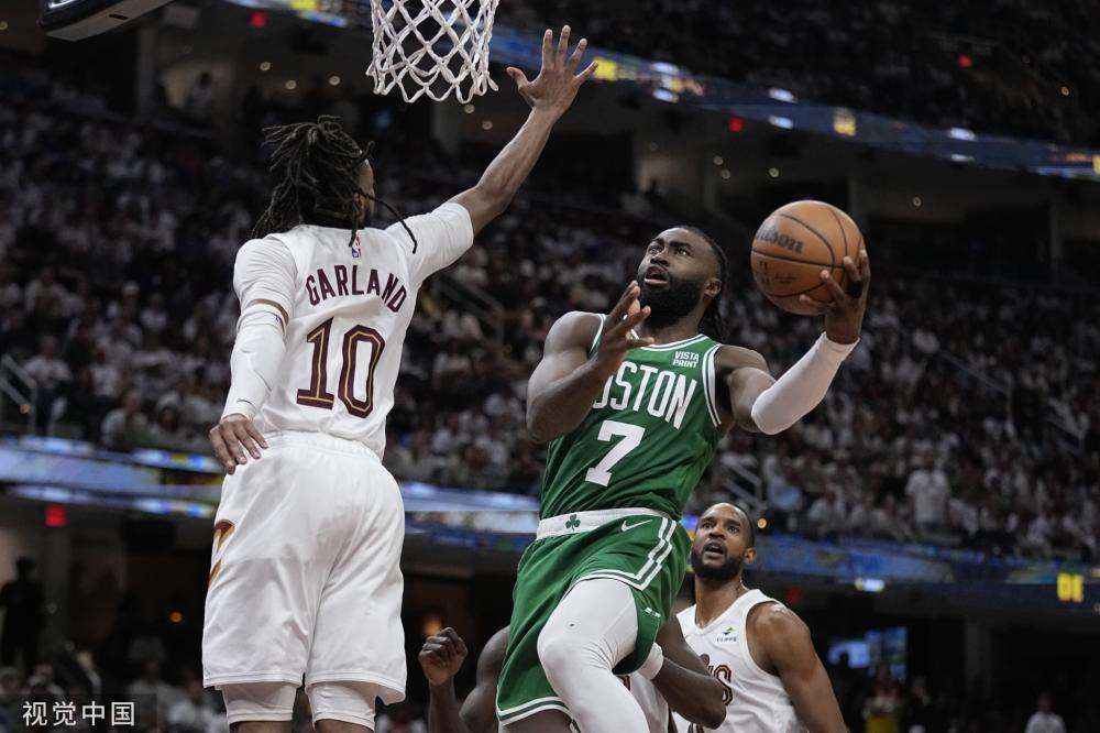 交锋再度诠 交锋再度诠