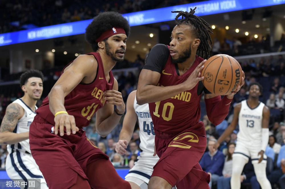 并在他表现 并在他表现