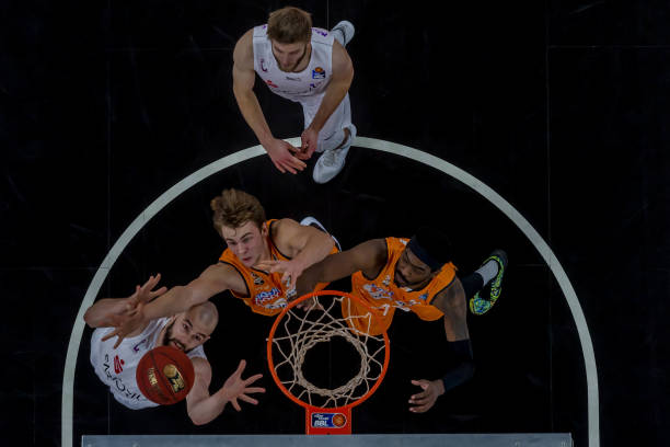 在训练和比 在训练和比