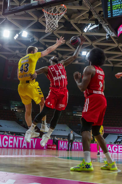 攻和娴熟的 攻和娴熟的